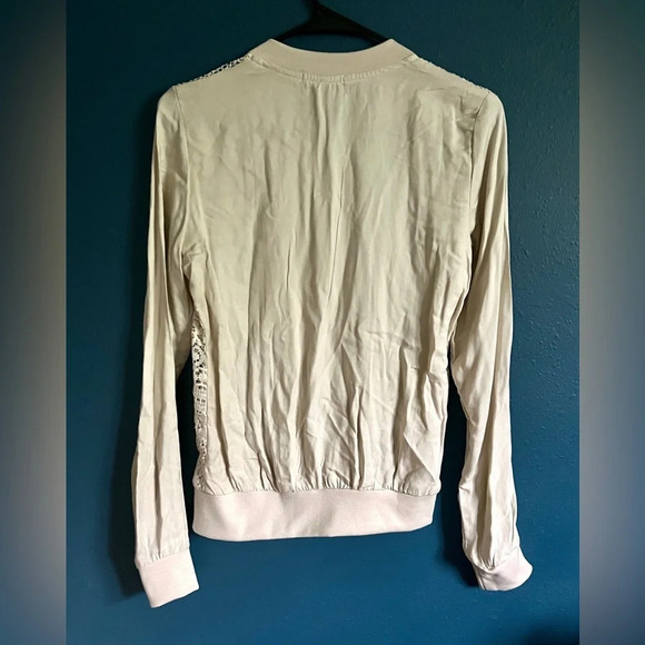 Maurice’s NWT Lace Bomber Jacket - XS - Picture 3 of 3